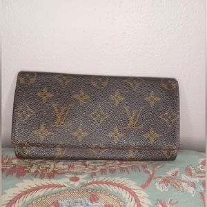 Louis Vuitton Monogram 3 Slot Credit Card Slim Wallet